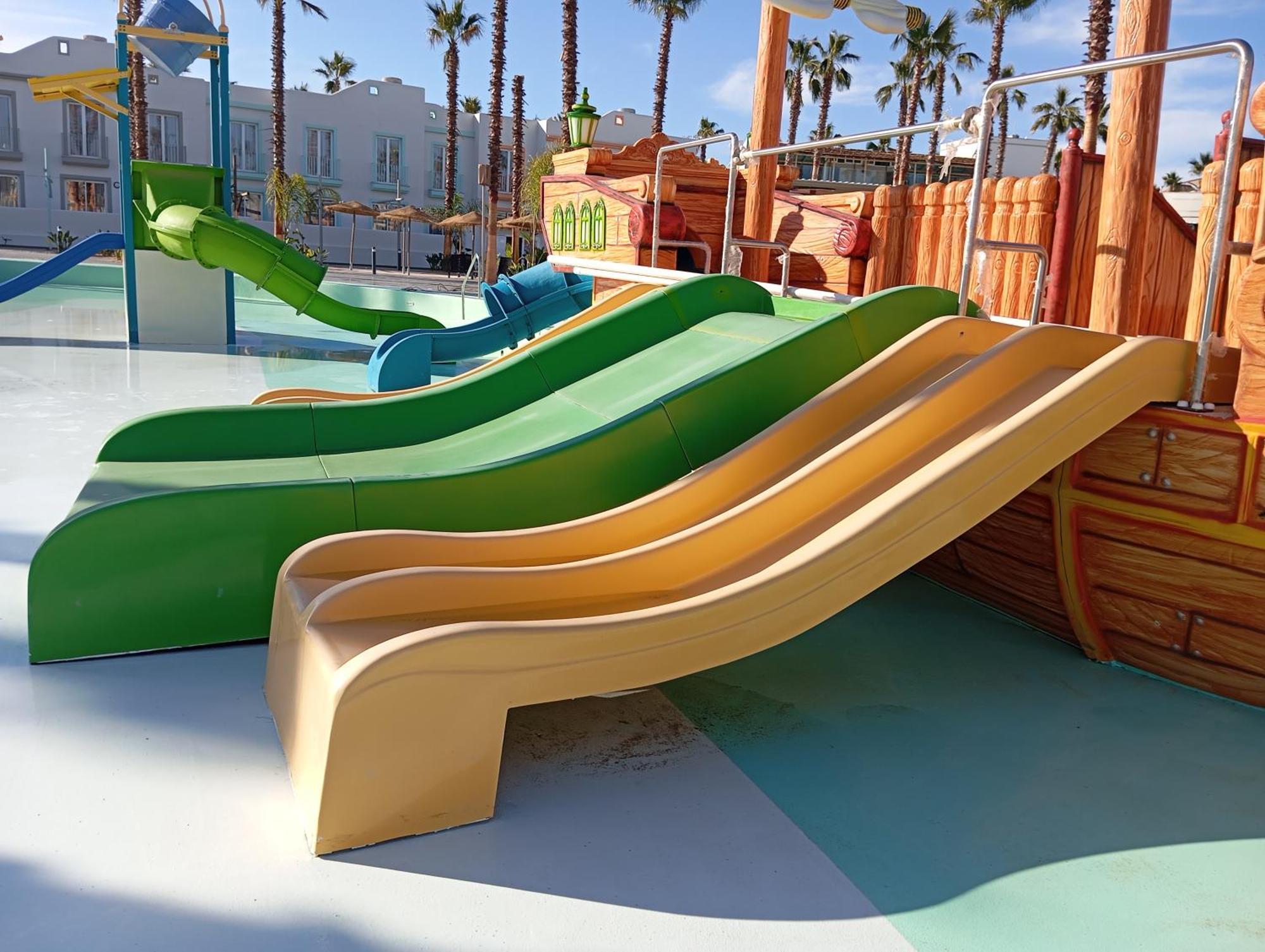 On City Resort All Inclusive Prime マタラスカニャス エクステリア 写真